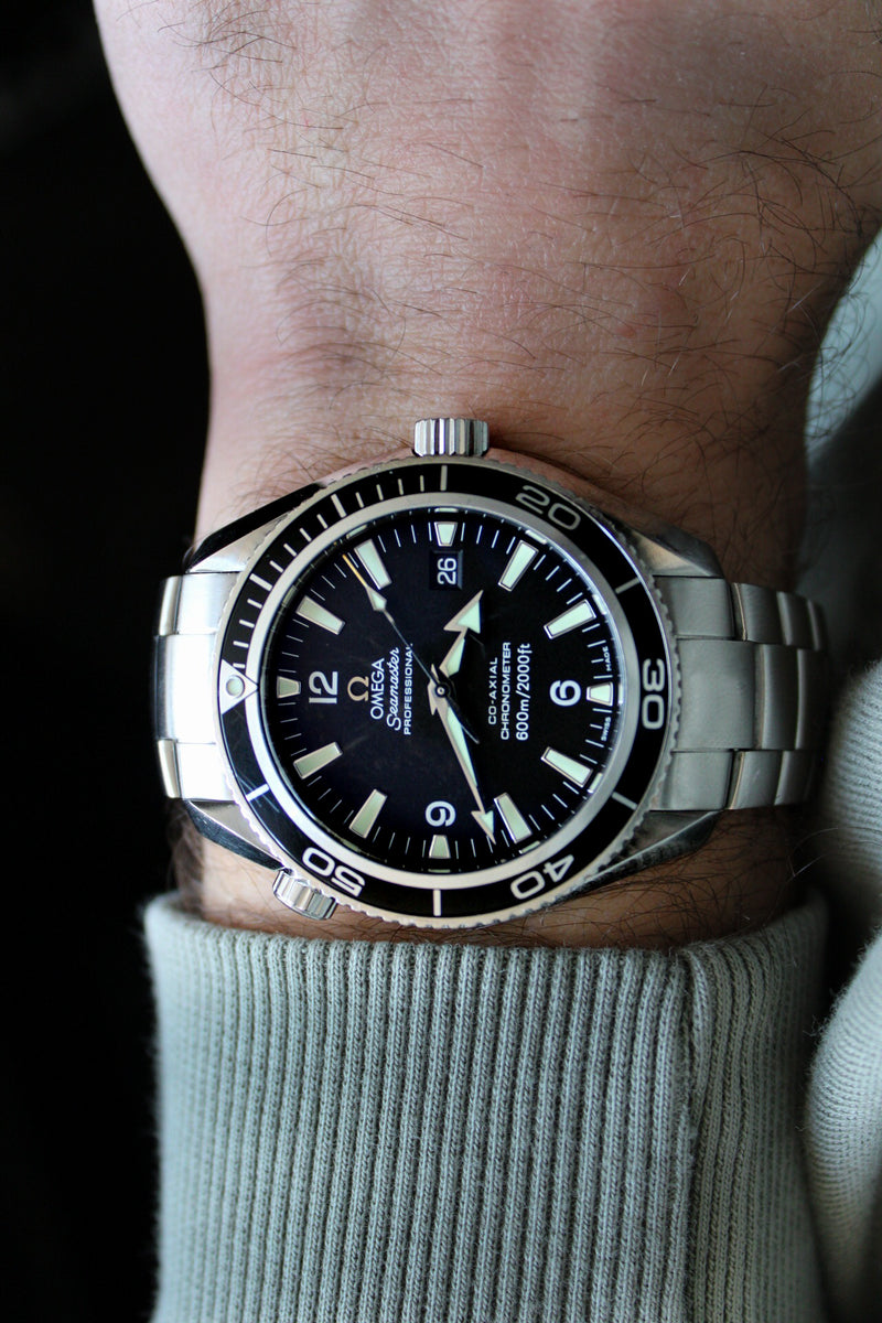 Omega planet ocean 42mm lug to lug hotsell