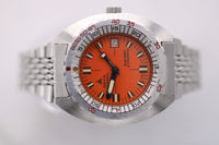 Vintage Doxa Synchron Professional Sub300T c.1968-75. with Bracelet.