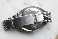 Vintage Doxa Synchron Sharkhunter Sub300T c.1968-75. with Bracelet.