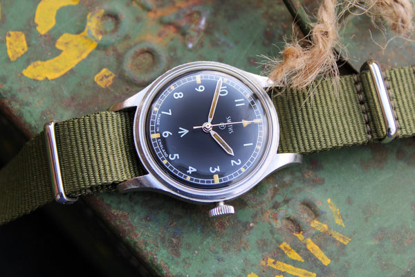 Vintage Smiths W10 British Army Military Issue Wristwatch 1968