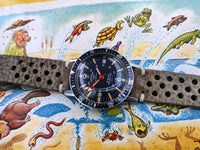 Cool Vintage Rare Red Hands Rotary Aquaplunge Automatic Gents Divers Wristwatch