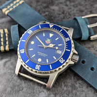 Stunning Vintage Gents Mid-Size Tag Heuer Blue Divers Watch 1500 Series WD1214