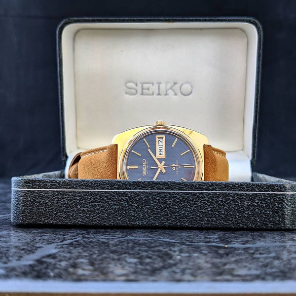 Fantastic Vintage Gents Seiko Lord Matic 5606-7220 Automatic Wristwatch c. December 1971